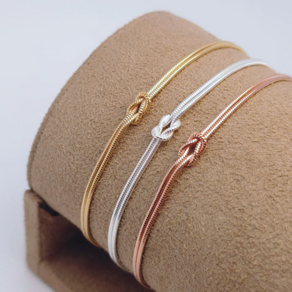 Eternal Knot Bracelet | Støtt brystkreft